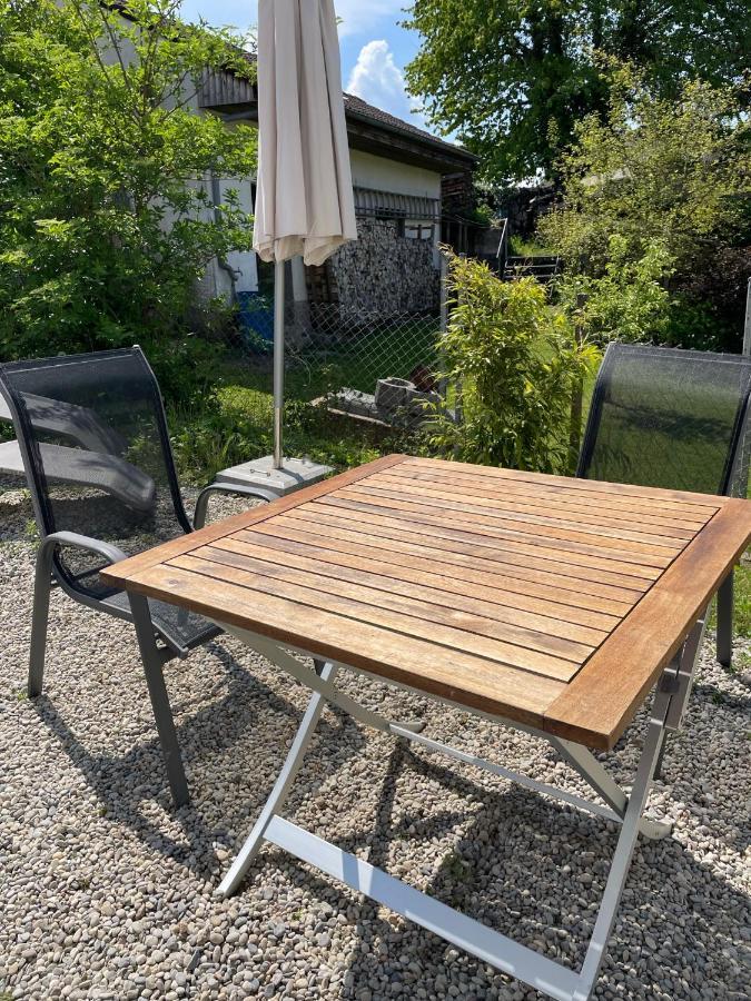 Apartamento Am Weinberg - stilvoll, ruhig, zum wohlfühlen Pfaffenweiler Exterior foto